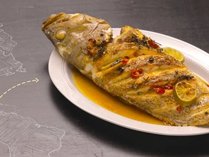 Garoupa Inteira Assada no Forno