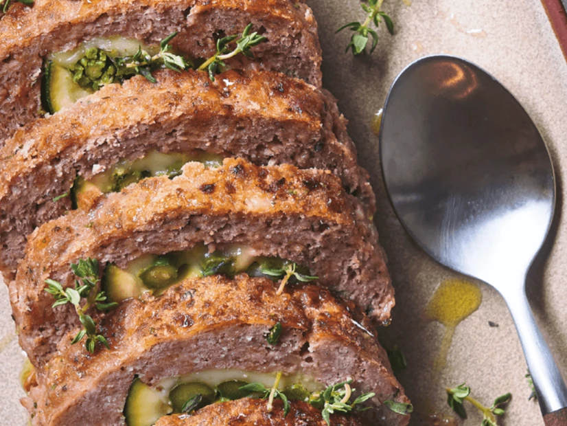 Rolo de Carne Recheado com Legumes